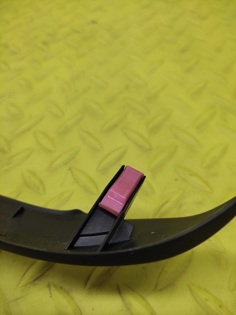 фото №5, Toyota yaris ii защита радио левая 554360d020