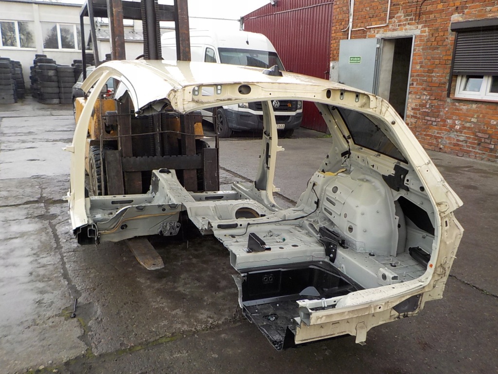 фото №2, E klasa w213 чверть задня задня права combi