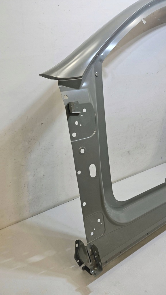 фото №6, Обшивка стійка bok tesla model y 1487429-00-c