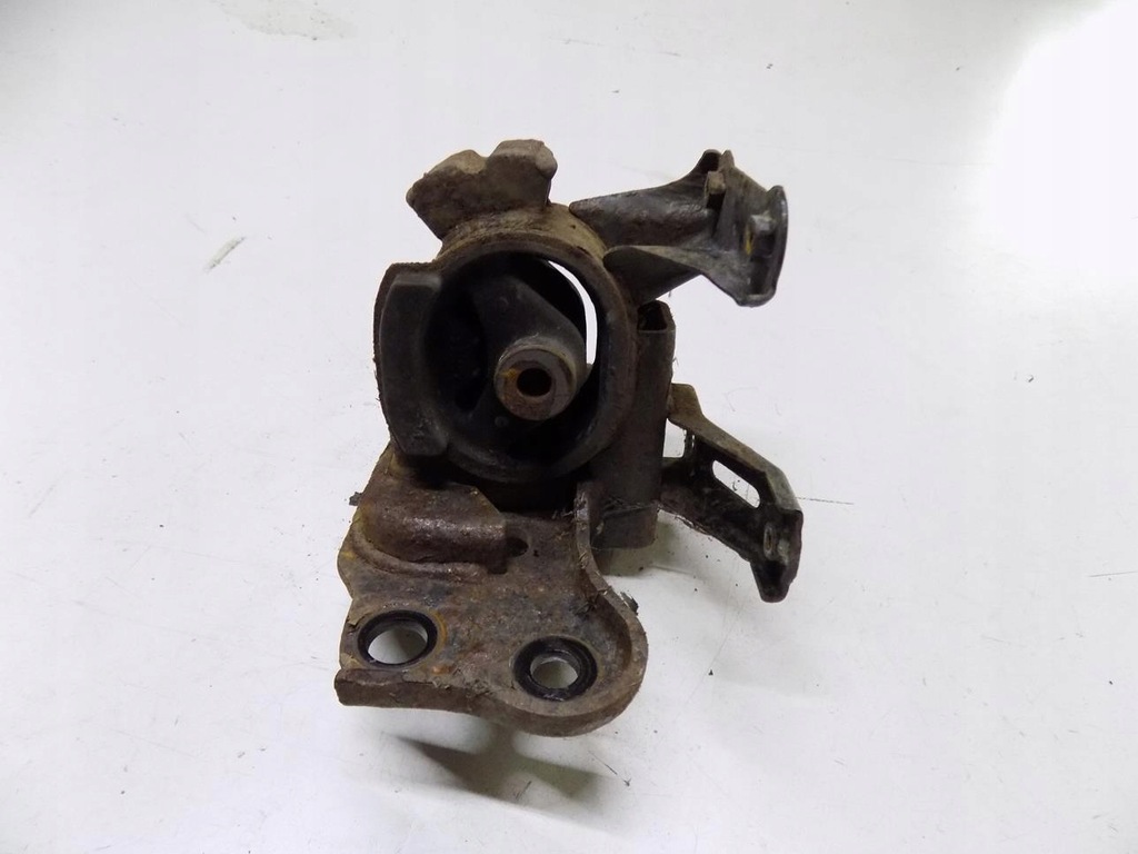 фото №7, Toyota auris i 1.6 1.4 кронштейн подушка кронштейн