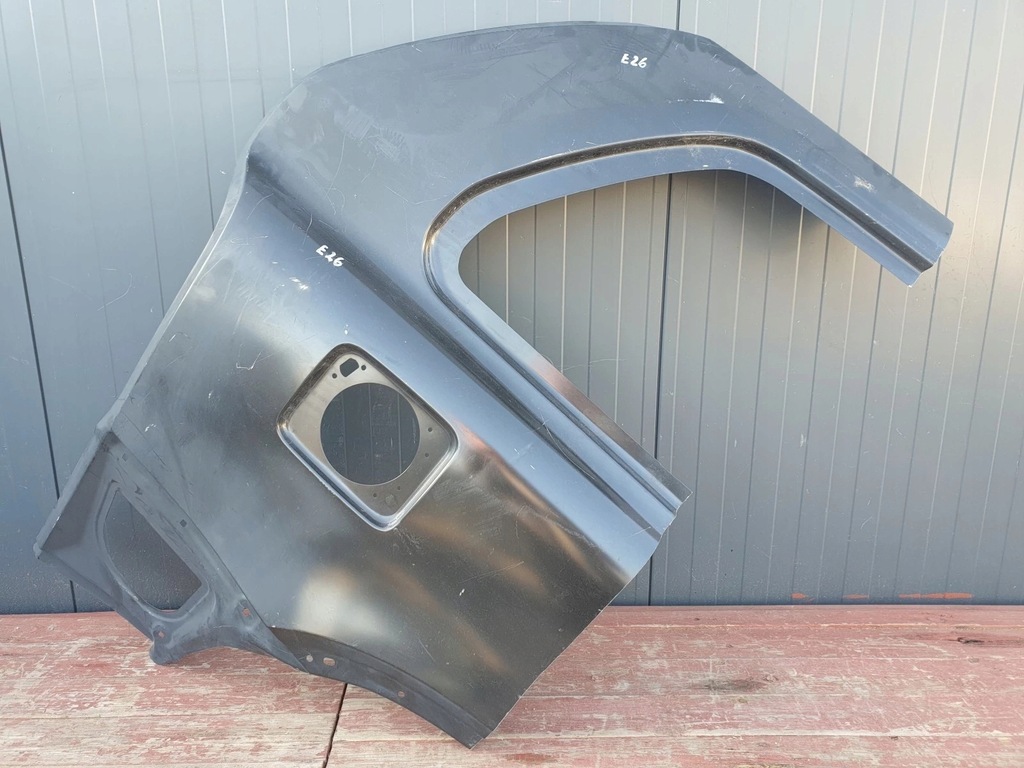 фото №1, Крила правий задня volvo xc90 2002-2014