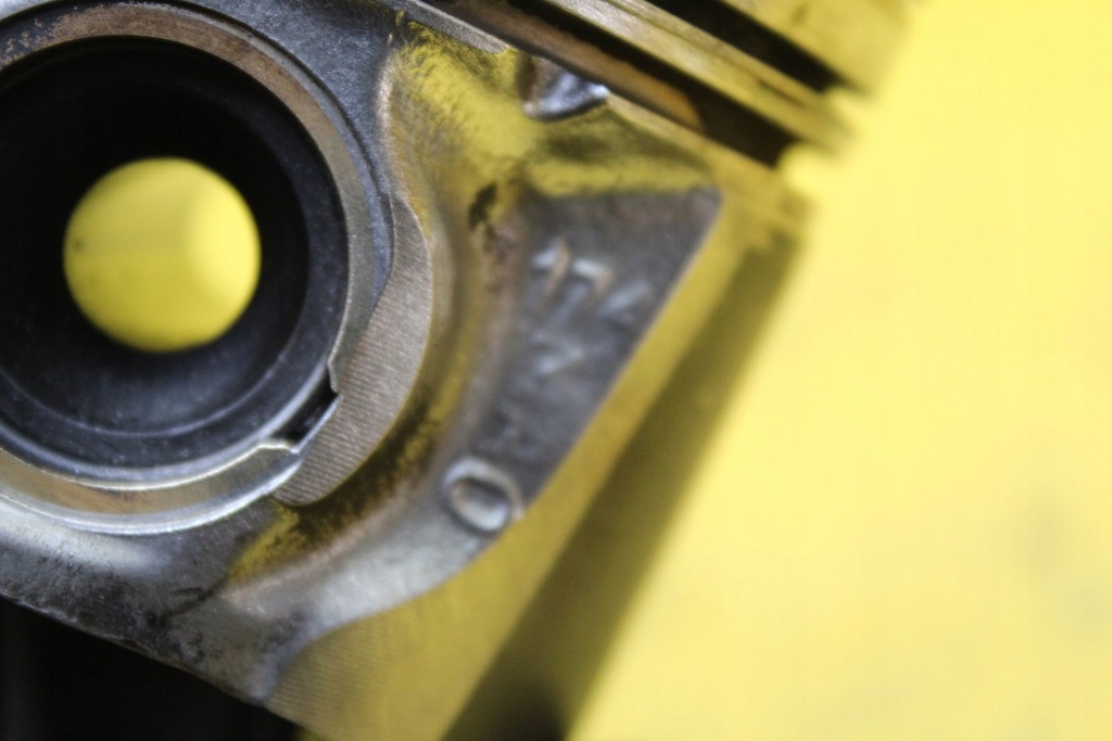 фото №11, Поршень шатун galaxy golf iv sharan fl 1.9tdi 038g