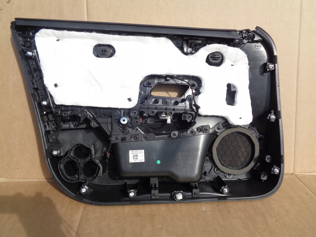 фото №9, Opel astra l vi 23r обшивка дверь правый передний 98519977zs