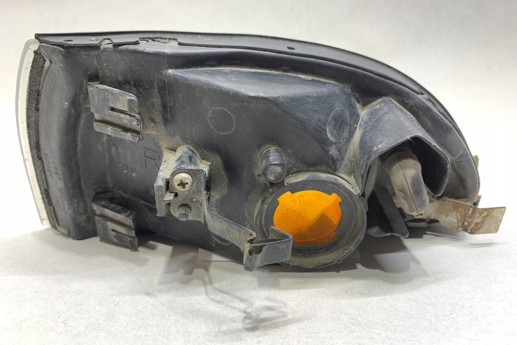 фото №8, Передня права лампа поворотник mitsubishi galant v e5_a, e7_a, e8_a