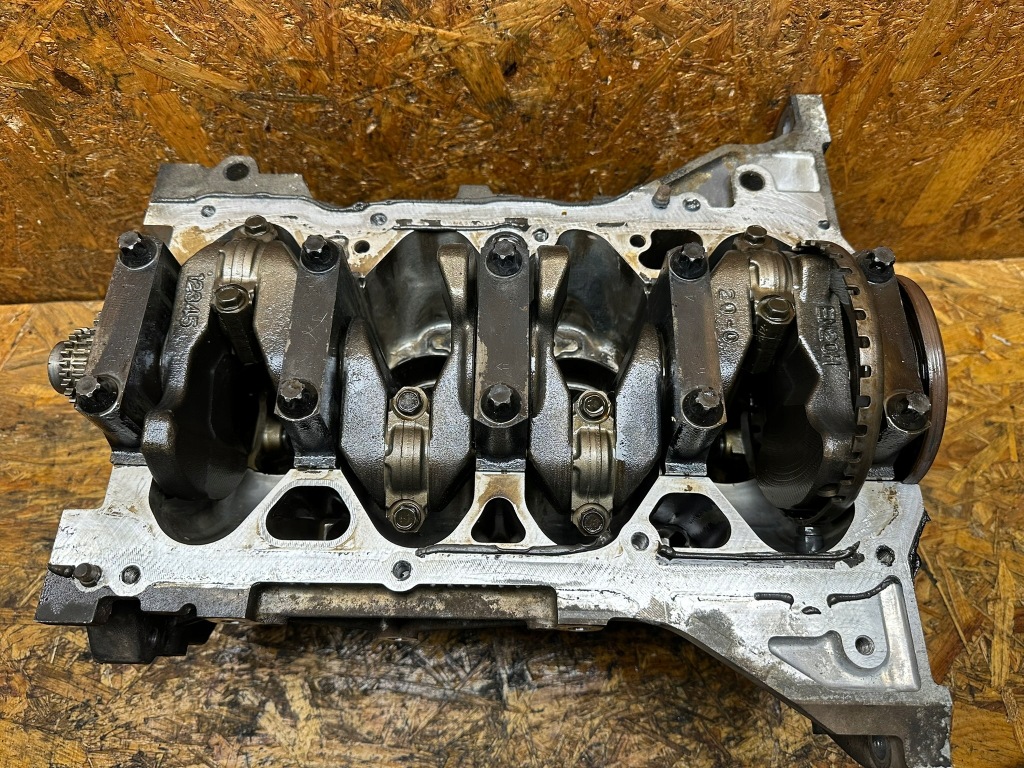 фото №12, Блок двигателя dół wał поршни renault laguna iii 2.0 m4r