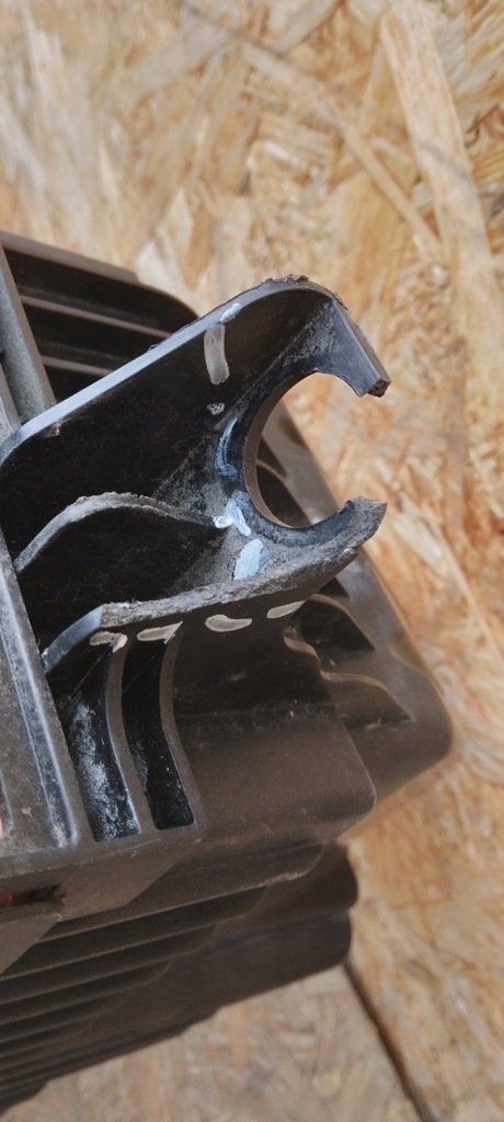 фото №8, Корпус фильтра воздуха alfa romeo stelvio