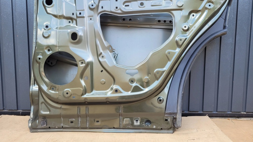 Дверь задняя задняя правое  lexus rx iv 2015- fv Доставка