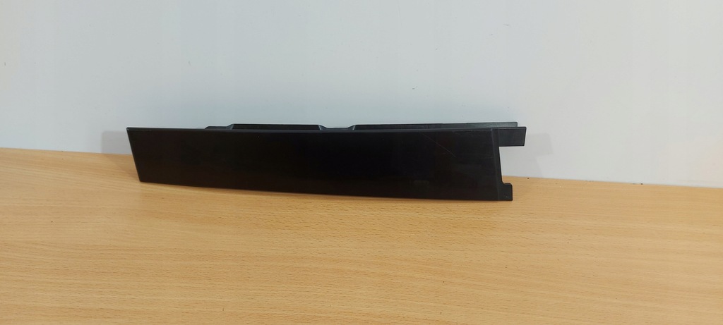 фото №1, Vw polo 2g молдинг стойка дверь левый задняя накладка