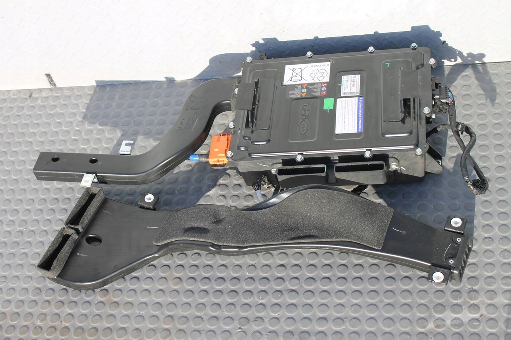 фото №12, Акумулятор 375m0-g4000 hyundai i30 iii lift 1.0 t-gdi 48v hev 20-