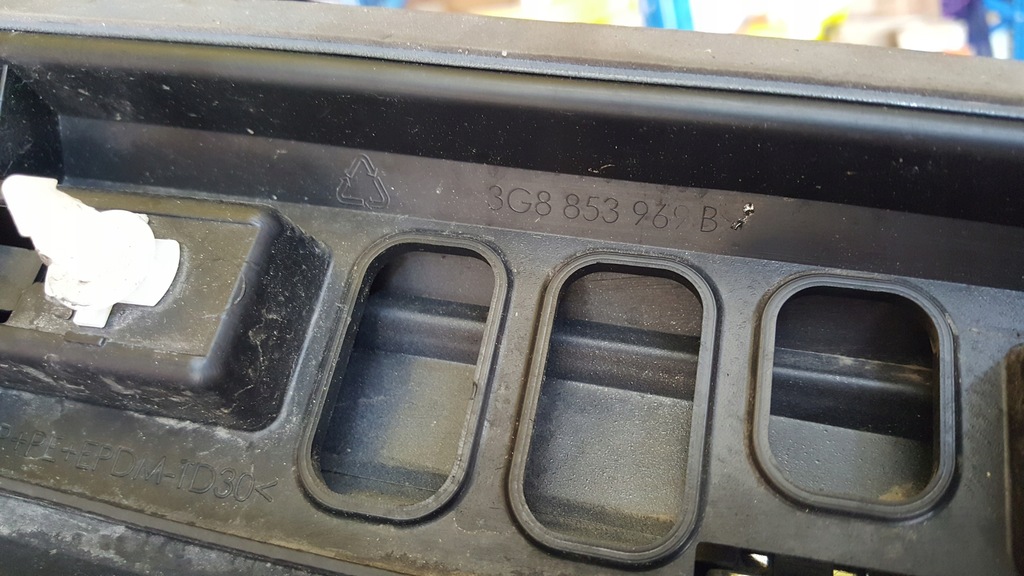 фото №11, Молдинг дверь левый перед vw arteon 3g8853969b