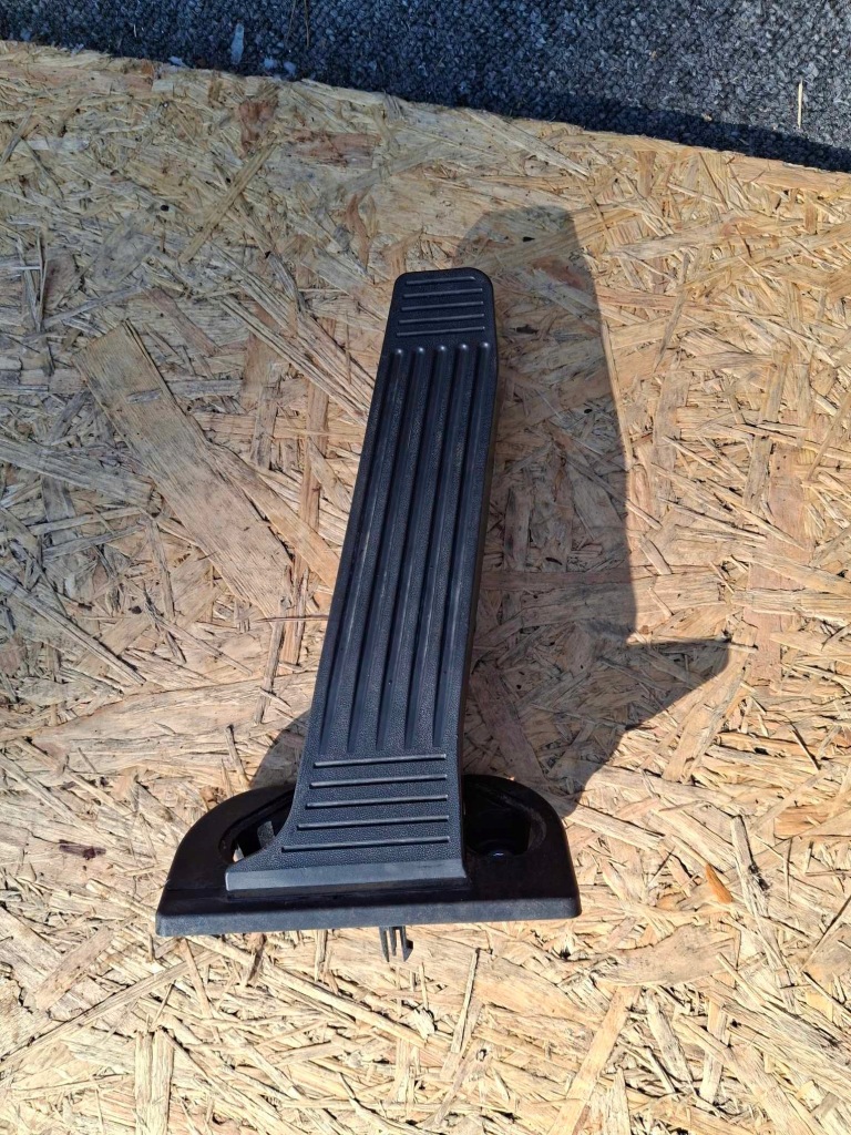 Купить Педаль газа toyota 78111-06021