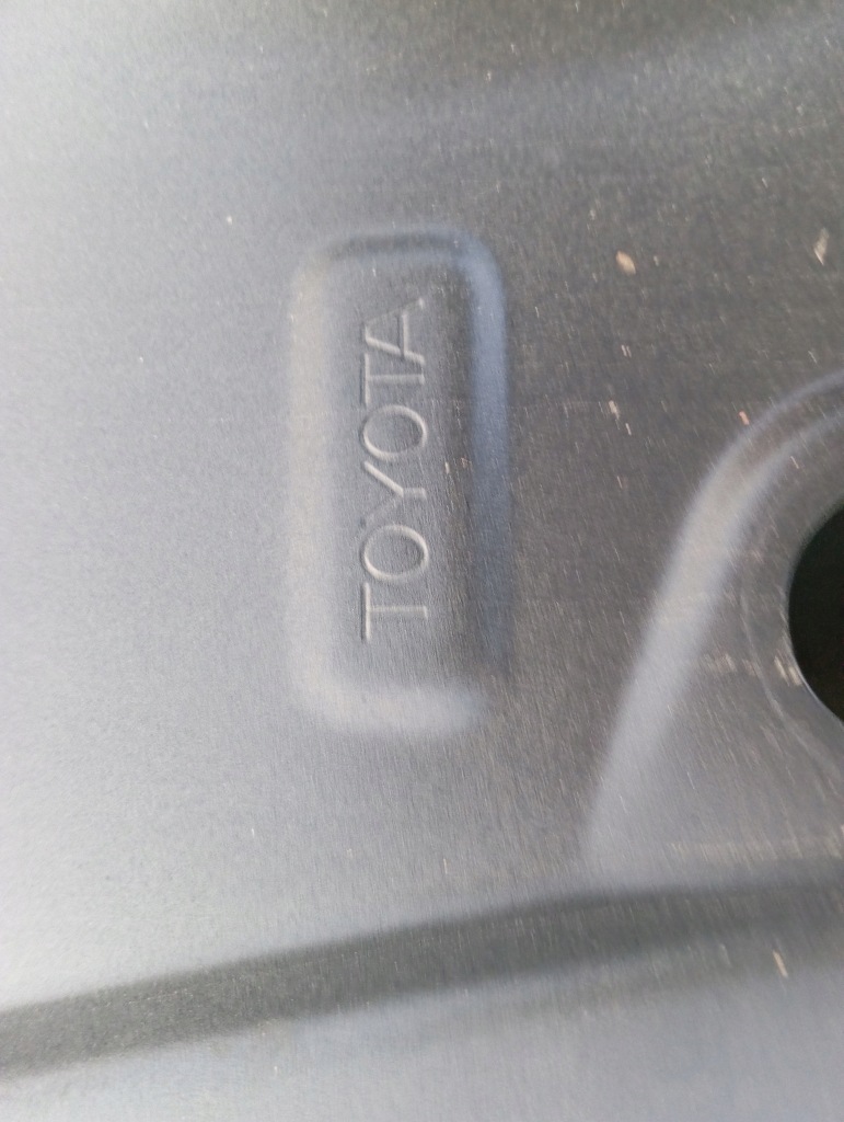 Дверь toyota corolla e21 левая перед передние 18- водителя Недорого