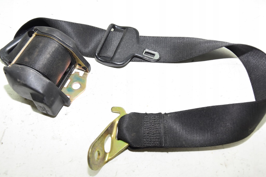 Купить Ремень безопасности правый задний  mercedes w140 cl купе