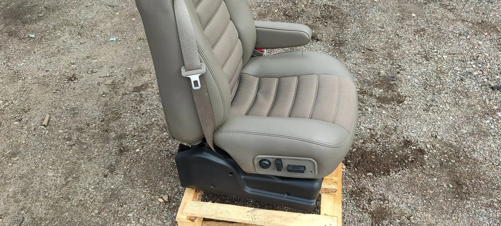 фото №8, Сидіння правий пасажира hummer h2 2003-2007