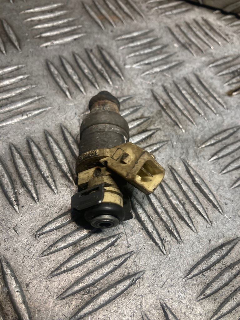 Mini one - cooper кабриолет  r52 форсунка топлива Цена