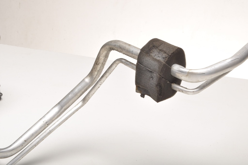 фото №4, Volvo s60 ii v60 трубка шланг кондиционера