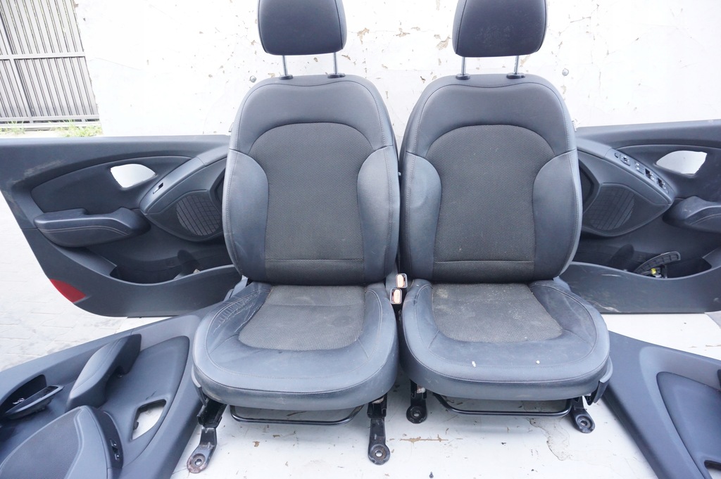 фото №7, Сиденья сиденья подогрев перед + задняя pół кожа hyundai ix35 i