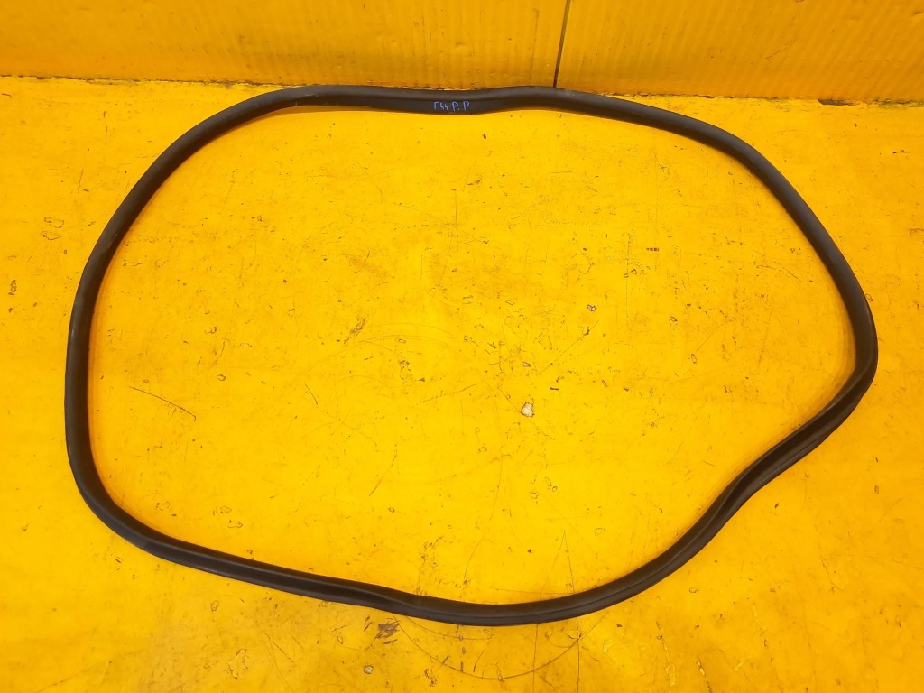 фото №1, Bmw 2 f44 прокладка двері перед права