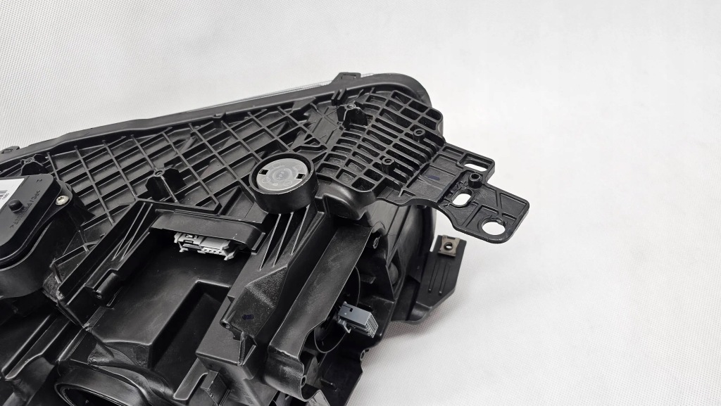 Ford kuga mk 2 рестайлинг  st фара перед правый  full led в Украине