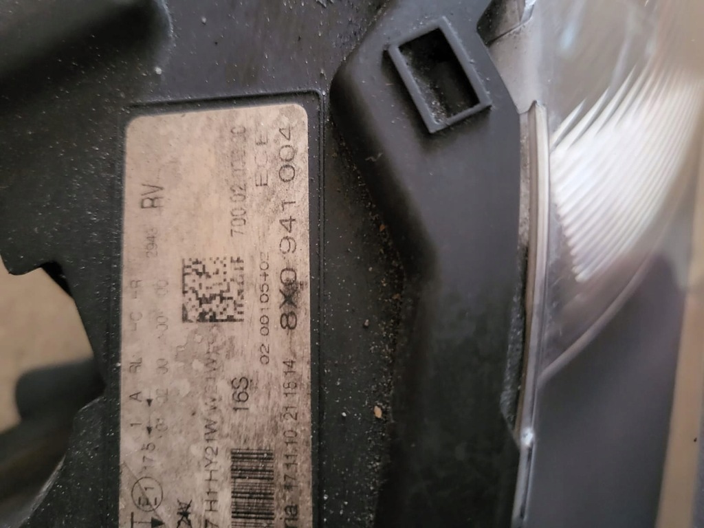 фото №8, Audi a1 8x лампа права звичайна оригінальна europa