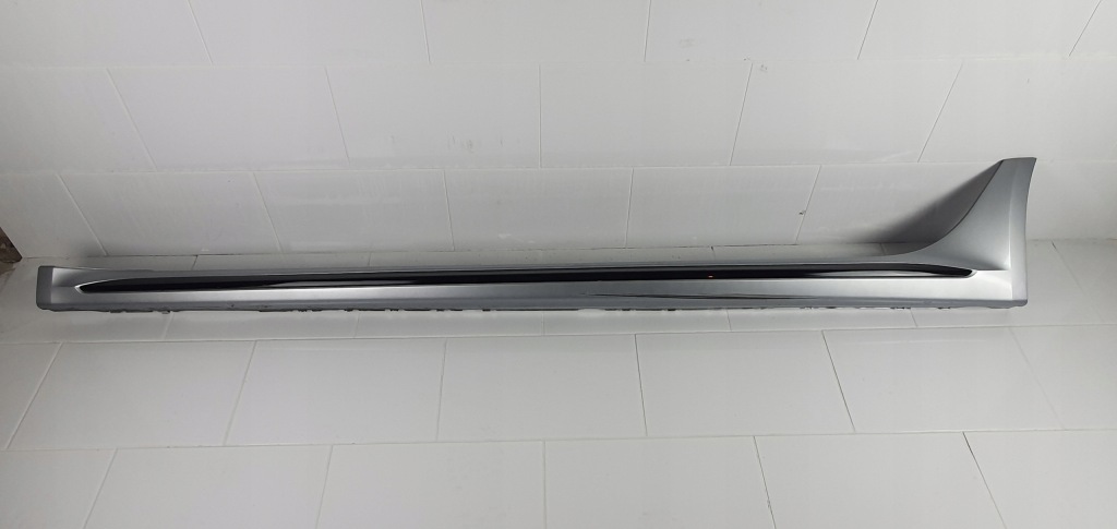 фото №1, Audi rs4 8w молдинг порог левая порог 8w9853855c f