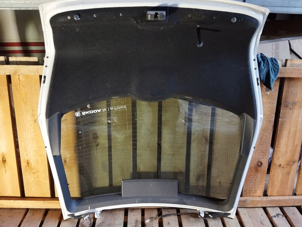 фото №7, Skoda octavia iii крышка багажника багажника hb lf9e с стекло