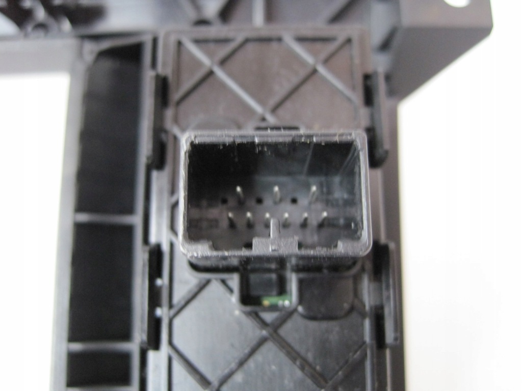 фото №4, Рамка панель радіо land rover hy32-19f211-ka