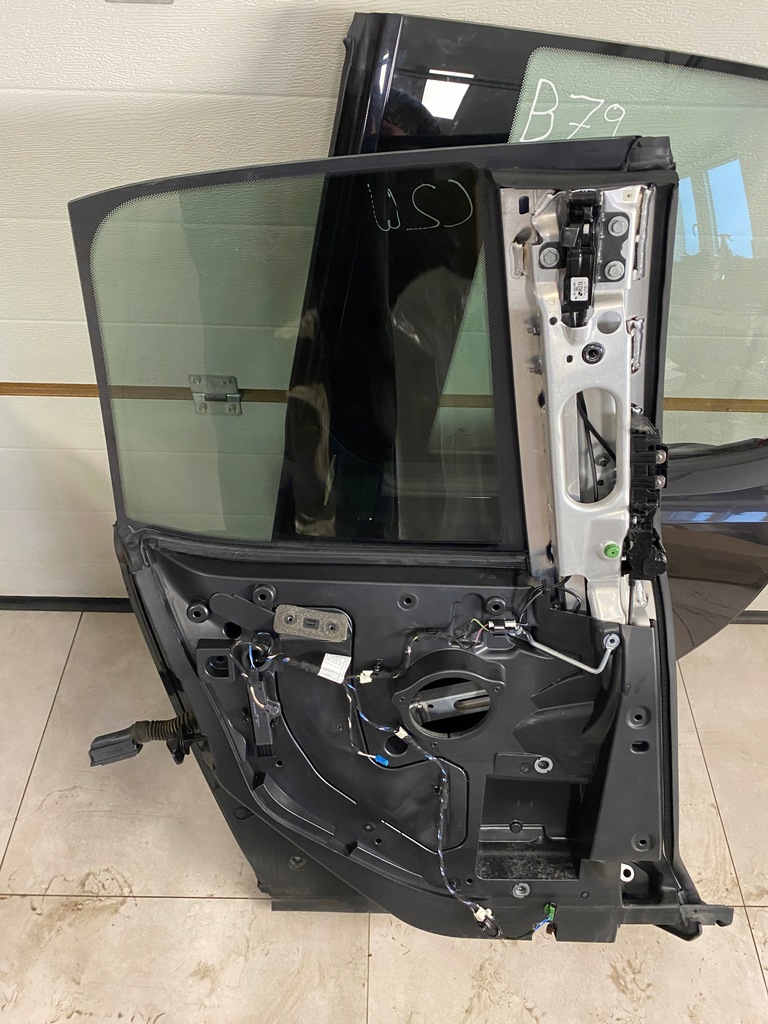 фото №5, Bmw i3 дверь левый задняя c2w