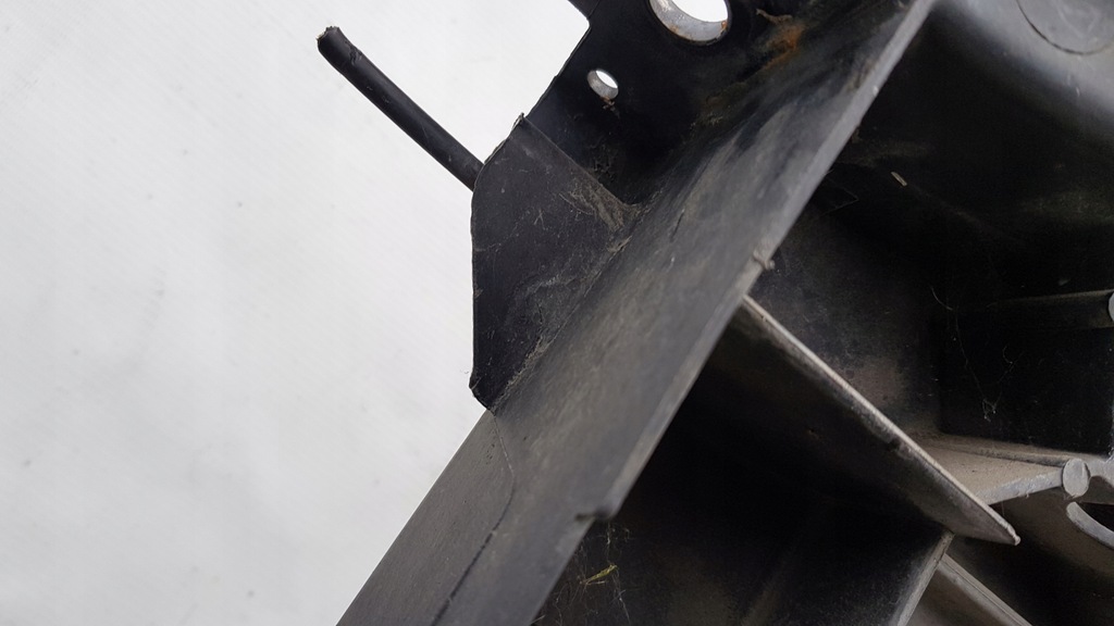 фото №15, Citroen c4 i корпус вентилятора 1.6 hdi