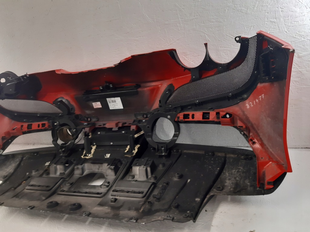 Бампер задній задній ferrari f8 tributo оригінал . Ціна