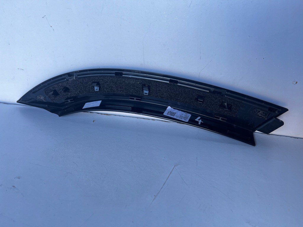 фото №4, Молдинг дверь левый задняя land rover defender l663