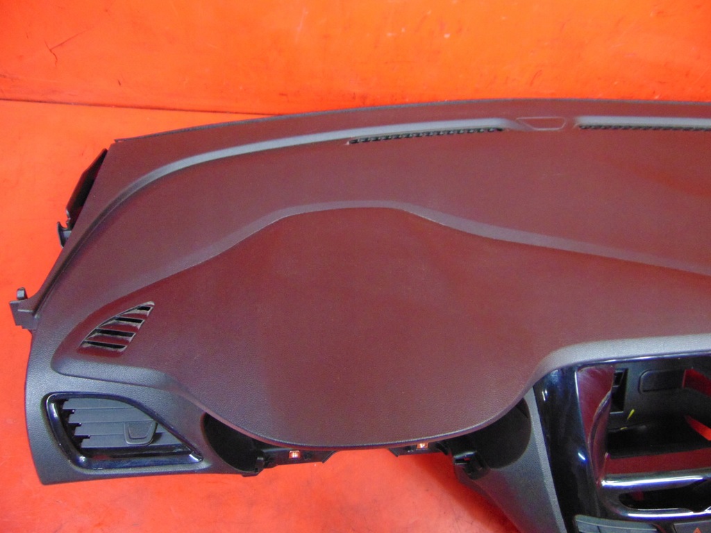 фото №13, Opel karl 14- приборная панель приборная панель консоль подушки безопасности подушка безопасности ремни