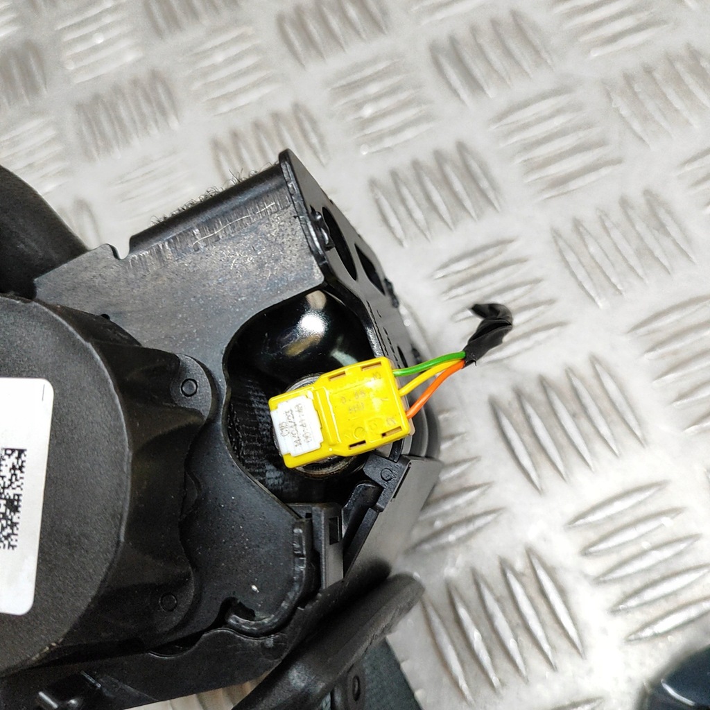 фото №5, Citroen c4 iii e-c4 2024 правая сторона pas безопасности сиденье заднего