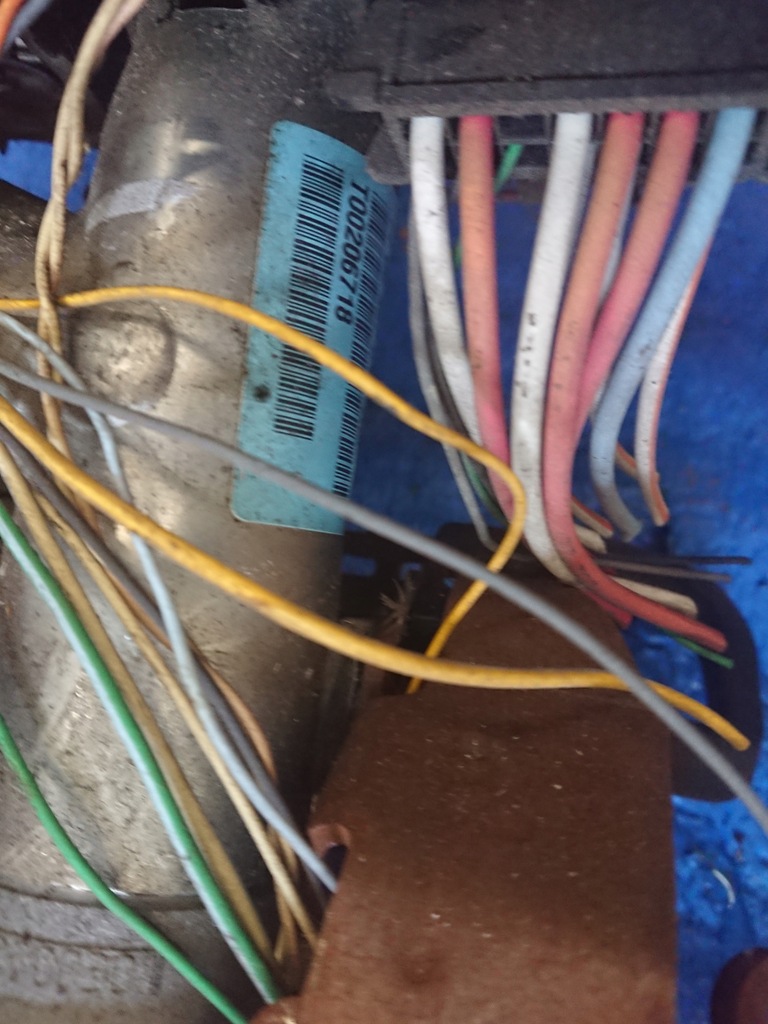 фото №2, Усилитель электрический renault clio ii