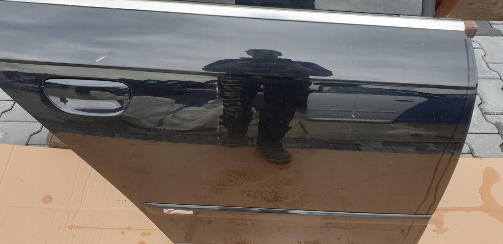 фото №4, Праве задні двері audi a4 b7