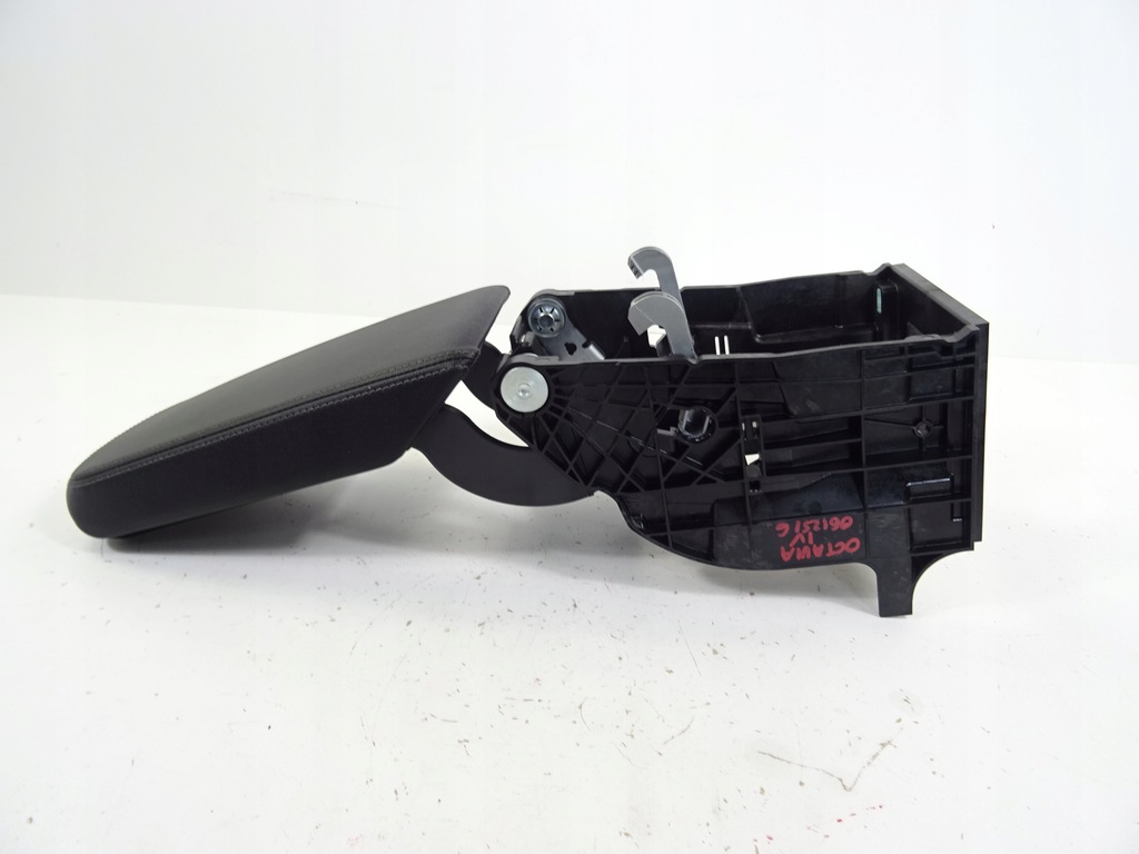 фото №5, 5e3864207 підлокітник skoda octavia 4 iv kombi 1.0 tsi шкіра