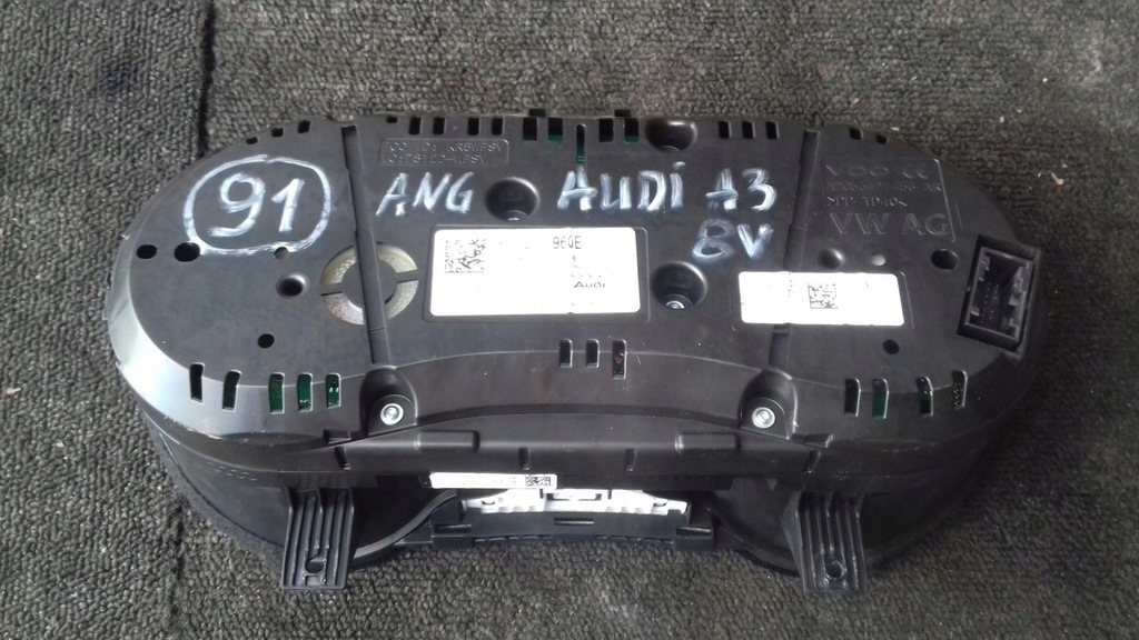 фото №7, Счетчик приборы 8v0920960e audi a3 8v 1.6tdi anglik