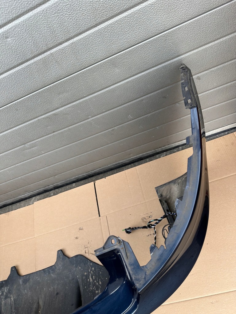 Porsche macan 95b turbo s бампер задній комплектний  4x pdc Зі Шроту