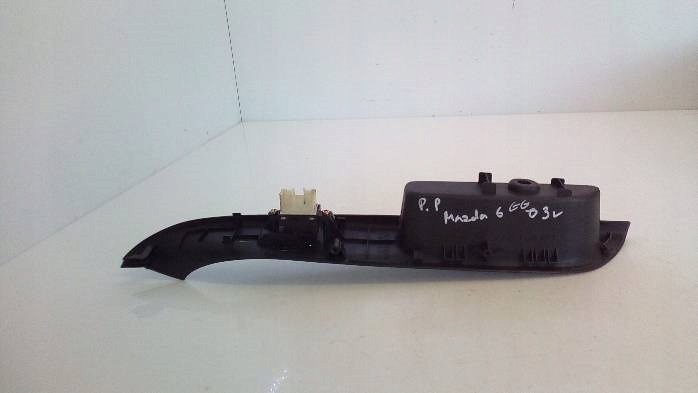 фото №7, Панель переключателей стекло pp mazda 6 gg 2003r.