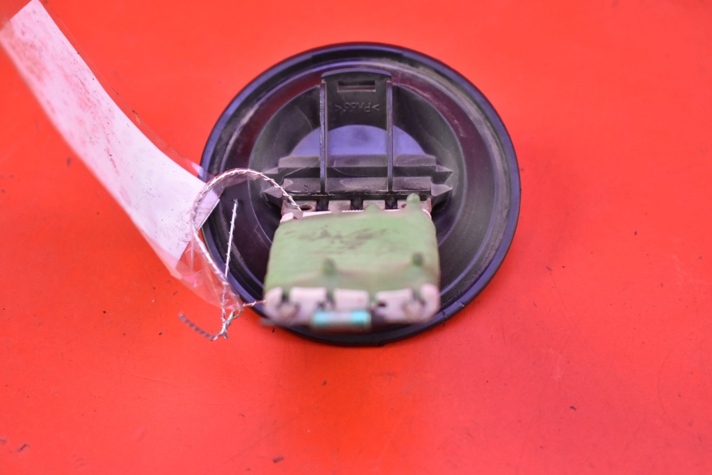 фото №2, Резистор обдув резистор резистор skoda rapid 12-19