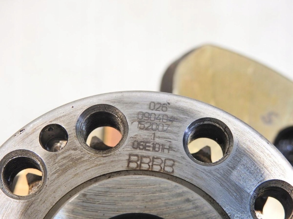 Wał колінчастий audi a6 c6 3.2 fsi 06e101h Недорого