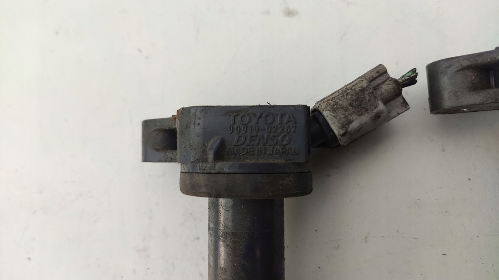 фото №4, Toyota yaris ii iii 1.3 катушка зажигания