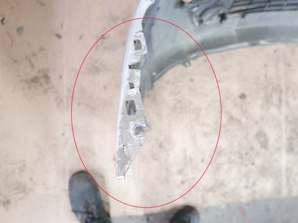 Бампер перед передній ezrc peugeot 307 cc 1 phii fl кабріолет  05-08 Недорого