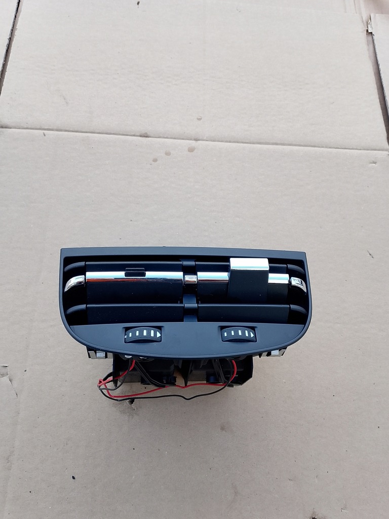 фото №1, Ghibi quattroporte vi lift 2013-24 решітка обдув задня 670150960 orginał