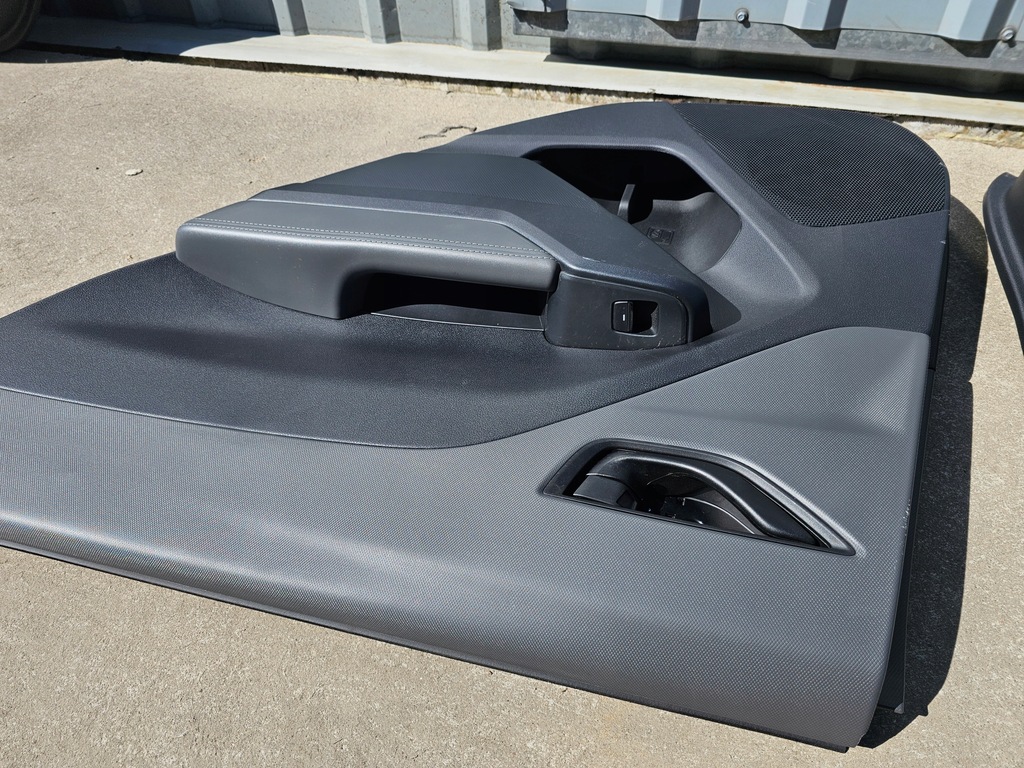 фото №8, Subaru crosstrek xv 22- обшивка дверь левый правый перед задняя usa