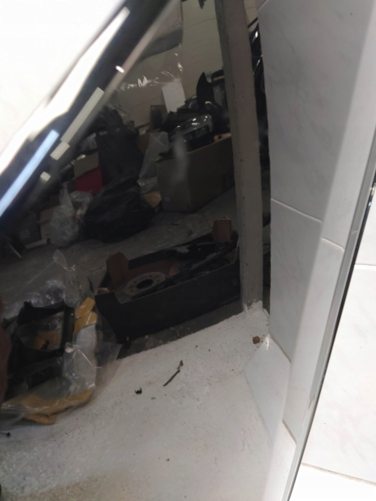 фото №15, Mercedes eqa h243 243 21- бампер перед передний 6xpdc led камера