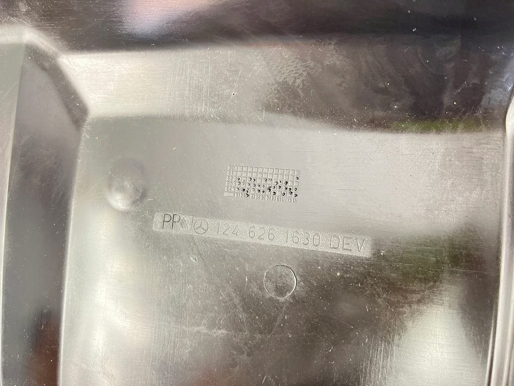 фото №9, Захист блок управління модулів za акумулятором пластик mercedes w124 1246261630