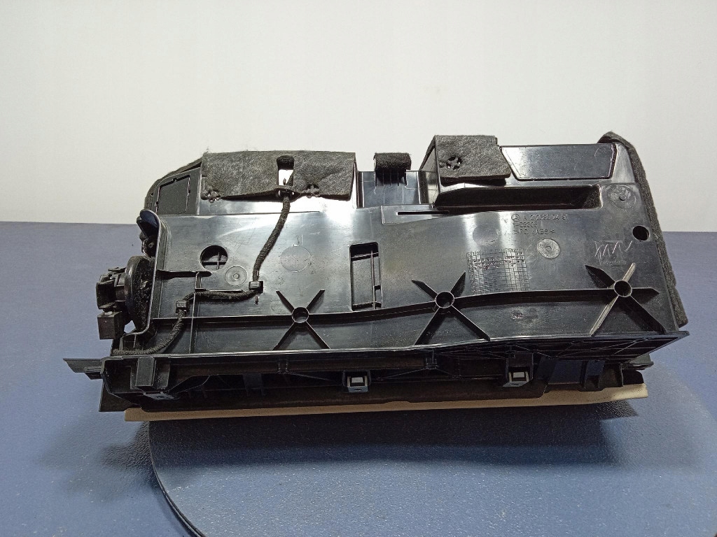 фото №7, Mercedes e klasa w212 lift бардачок пасажира eu a2126802491