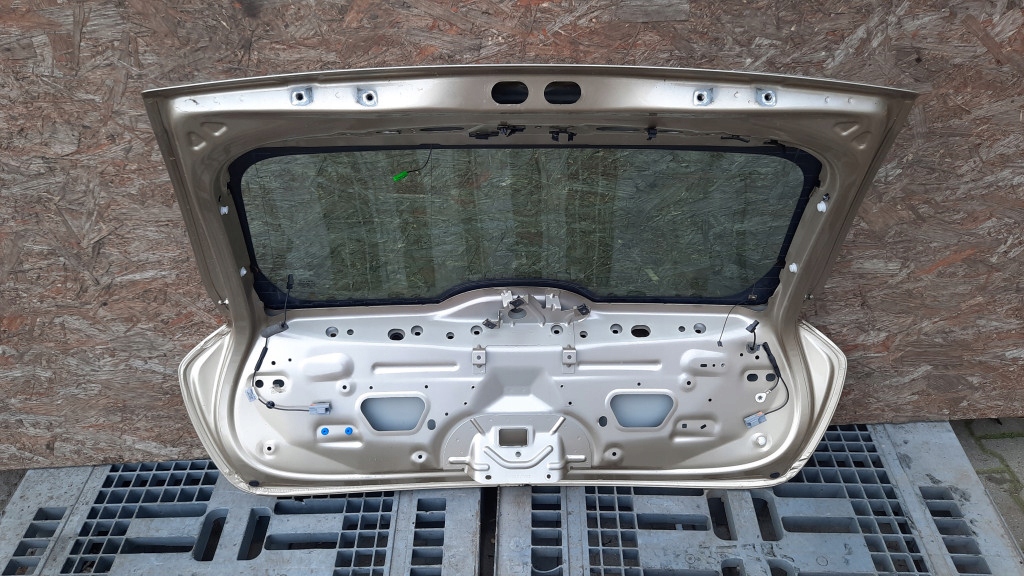 фото №14, Задня кришка багажника volvo v60 10-18r 703-16