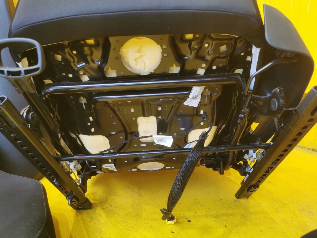 фото №15, Skoda superb iii sedan сидіння сидіння заднє сидіння обшивки тунель чорний комплект 17r.